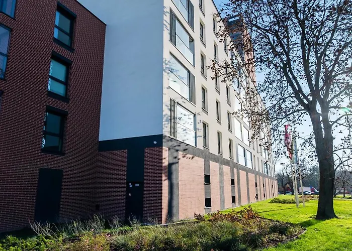 Tobaco Park Ii Modern By Bookinghost 罗兹